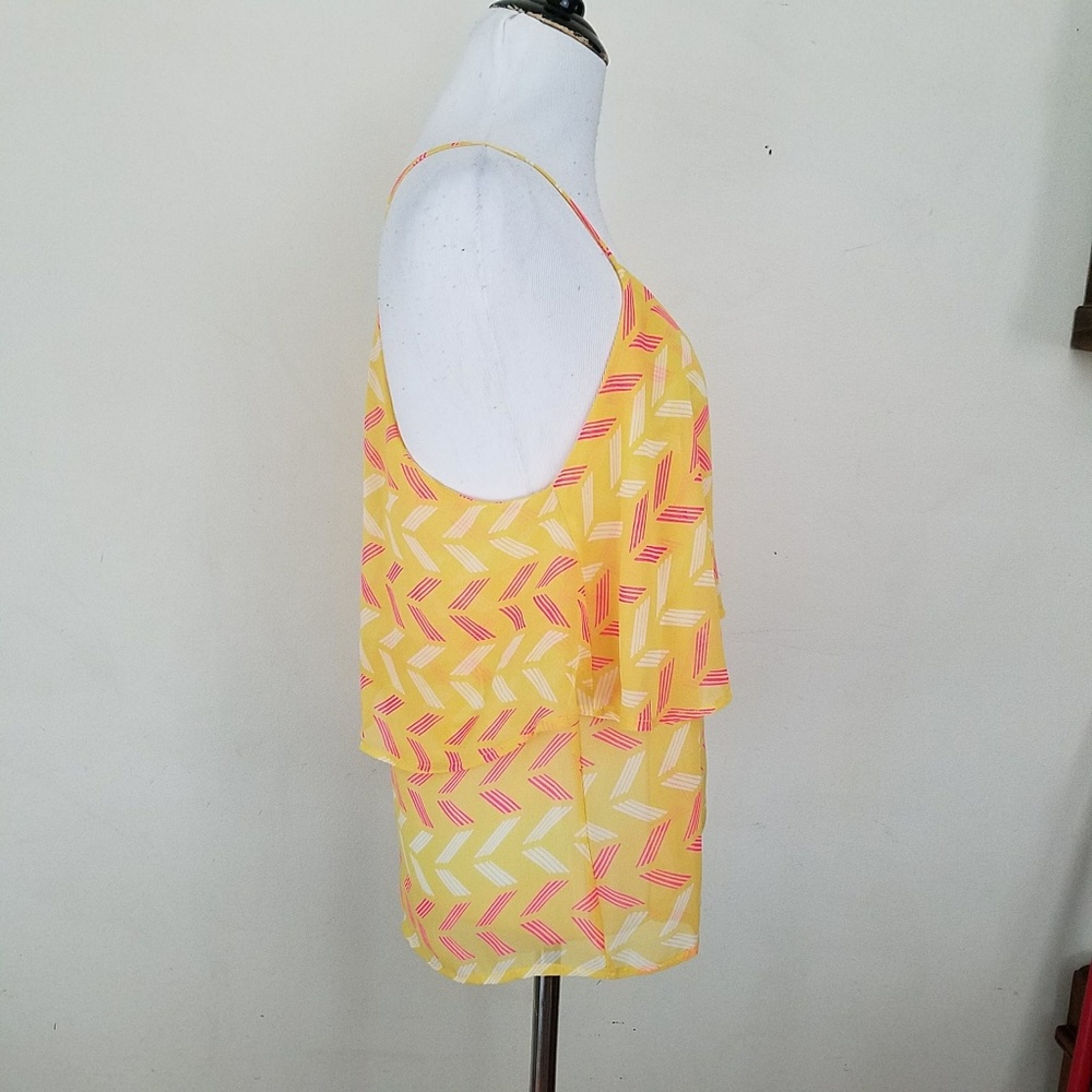Painted Thread Flounce Top - Picture 4 of 6